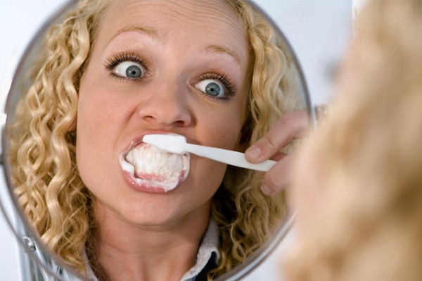 عادات مضر دندانی