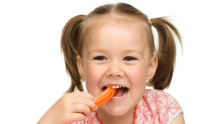 تغذیه مناسب و سلامت دهان و دندان